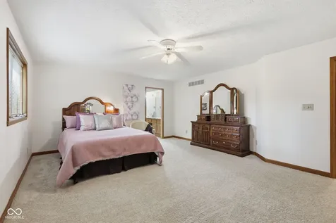 9221 Behner Circle Indianapolis IN 46250