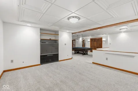 9221 Behner Circle Indianapolis IN 46250
