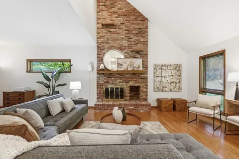 9221 Behner Circle Indianapolis IN 46250
