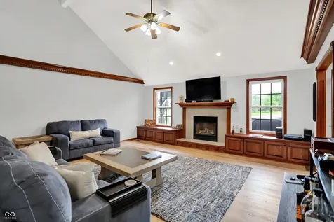 8232 Meadow Bend Drive Indianapolis IN 46259