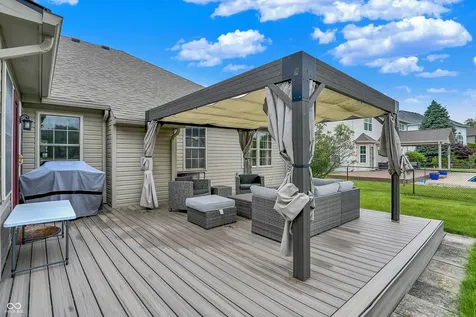 8232 Meadow Bend Drive Indianapolis IN 46259