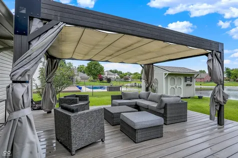 8232 Meadow Bend Drive Indianapolis IN 46259