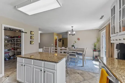 6525 Fiesta Street Indianapolis IN 46237