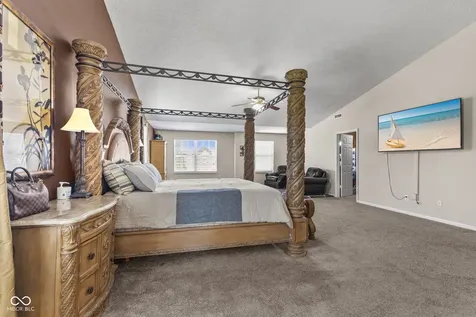 6525 Fiesta Street Indianapolis IN 46237