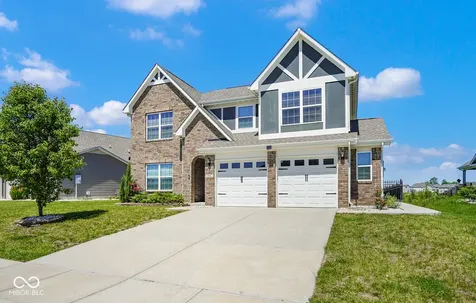 992 Cherry Tree Lane Greenwood IN 46143