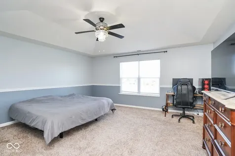 992 Cherry Tree Lane Greenwood IN 46143