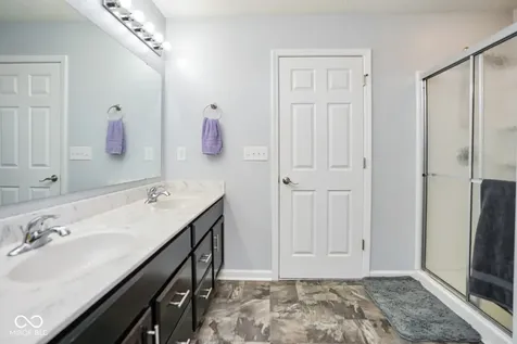 992 Cherry Tree Lane Greenwood IN 46143