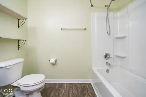 992 Cherry Tree Lane Greenwood IN 46143