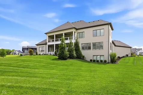 4025 Lochview Court Bargersville IN 46106