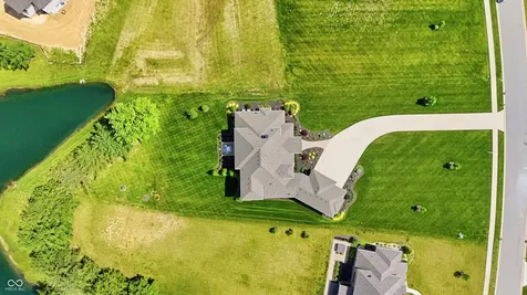 4025 Lochview Court Bargersville IN 46106