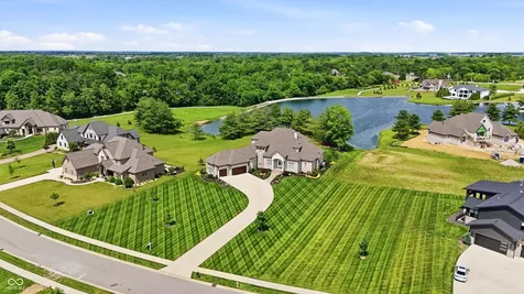 4025 Lochview Court Bargersville IN 46106