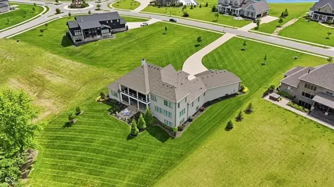 4025 Lochview Court Bargersville IN 46106