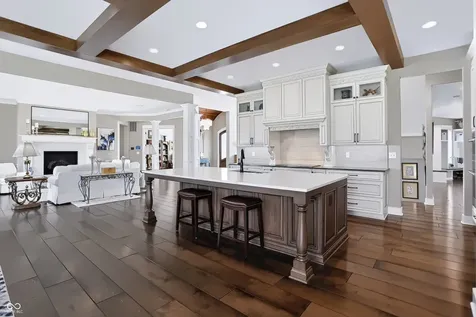 4025 Lochview Court Bargersville IN 46106