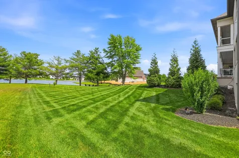 4025 Lochview Court Bargersville IN 46106