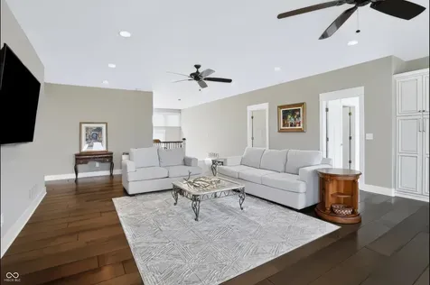 4025 Lochview Court Bargersville IN 46106