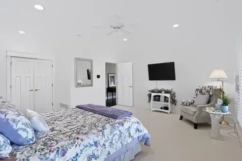4025 Lochview Court Bargersville IN 46106