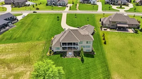 4025 Lochview Court Bargersville IN 46106