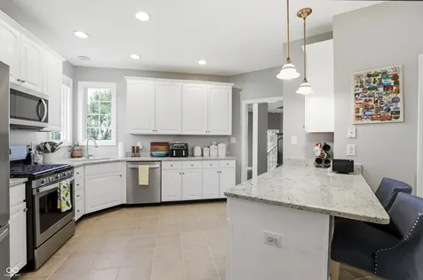 8836 Crystal River Drive Indianapolis IN 46240