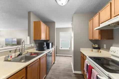 2708 Redland Lane Indianapolis IN 46217