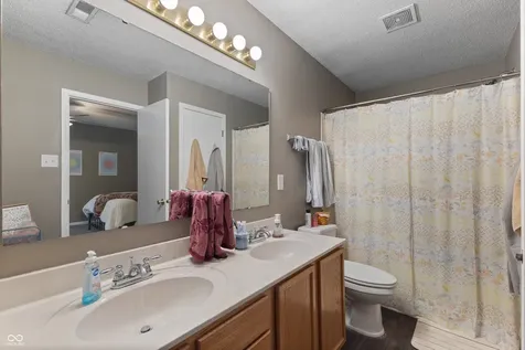 2708 Redland Lane Indianapolis IN 46217