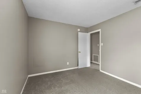 2708 Redland Lane Indianapolis IN 46217