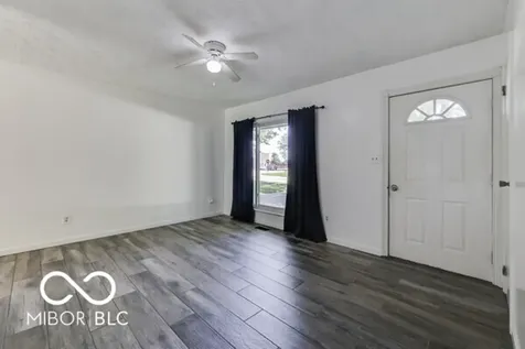 18 Maple Drive Bargersville IN 46106
