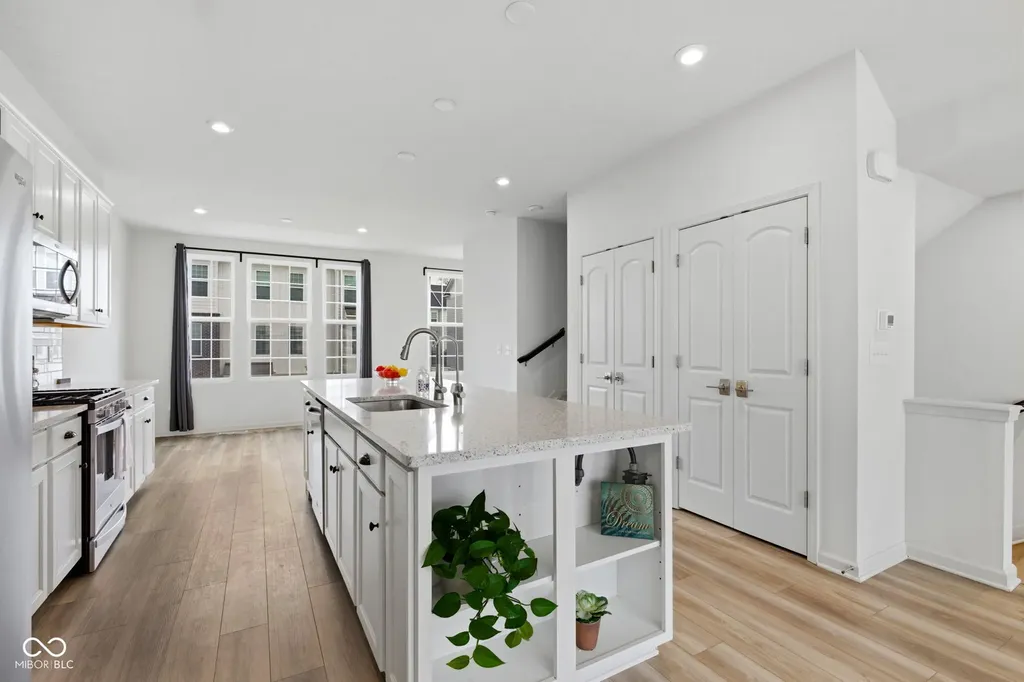 14565 Pomona Lane Carmel IN 46074