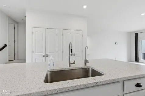 14565 Pomona Lane Carmel IN 46074
