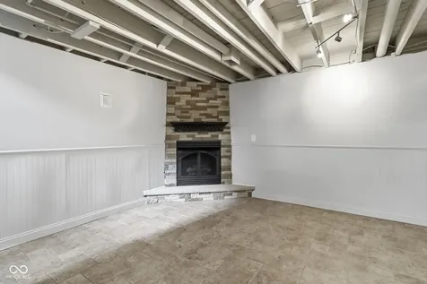 7703 Clarendon Road Indianapolis IN 46260