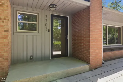 7703 Clarendon Road Indianapolis IN 46260