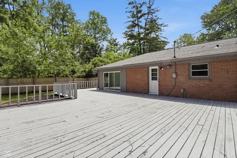 7703 Clarendon Road Indianapolis IN 46260