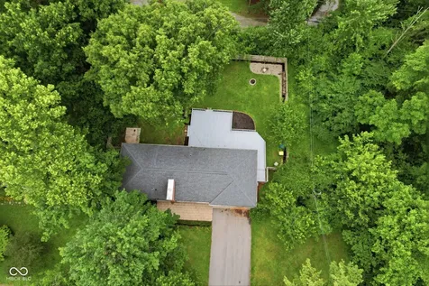 7703 Clarendon Road Indianapolis IN 46260