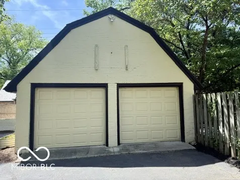 5168 N Kenwood Avenue Indianapolis IN 46208