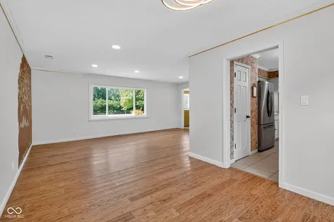 6146 Linton Lane Indianapolis IN 46220