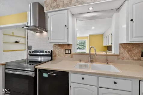 6146 Linton Lane Indianapolis IN 46220