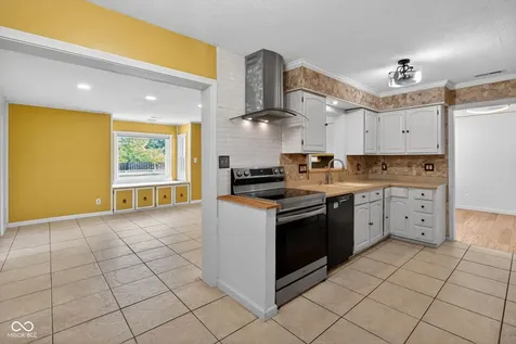 6146 Linton Lane Indianapolis IN 46220