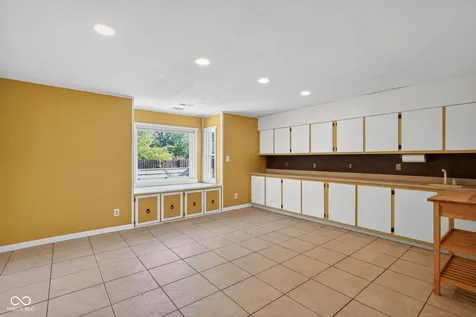 6146 Linton Lane Indianapolis IN 46220