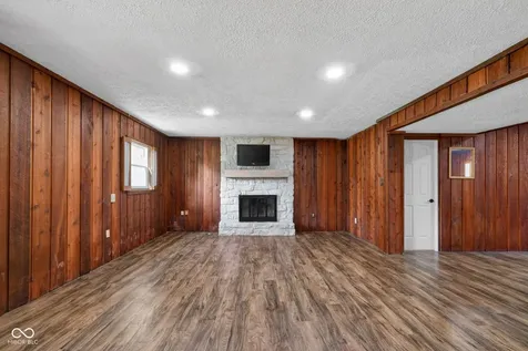 6146 Linton Lane Indianapolis IN 46220
