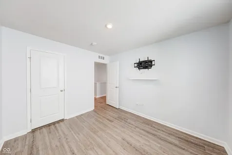9758 Oak Grove Drive Pendleton IN 46064