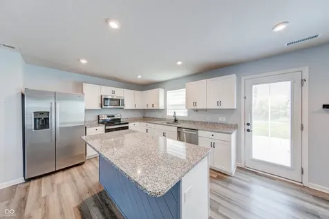 9758 Oak Grove Drive Pendleton IN 46064