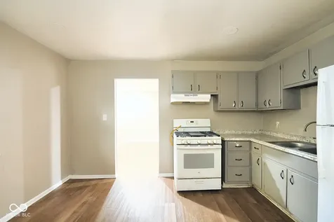 2943 Hillside Avenue Indianapolis IN 46218