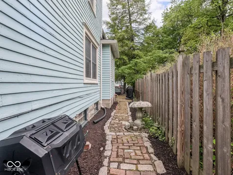 5514 E Michigan Street Indianapolis IN 46219