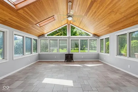 8090 Bowline Drive Indianapolis IN 46236
