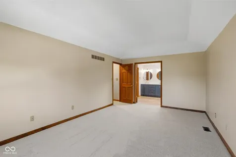 8090 Bowline Drive Indianapolis IN 46236