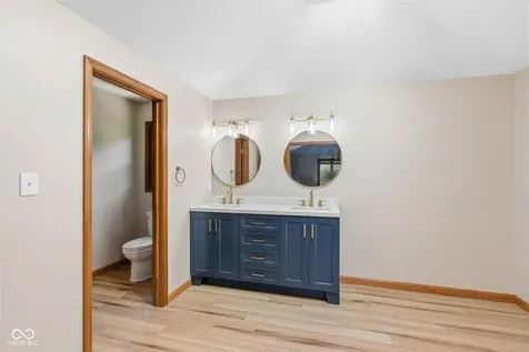 8090 Bowline Drive Indianapolis IN 46236