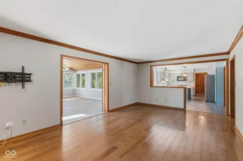 8090 Bowline Drive Indianapolis IN 46236