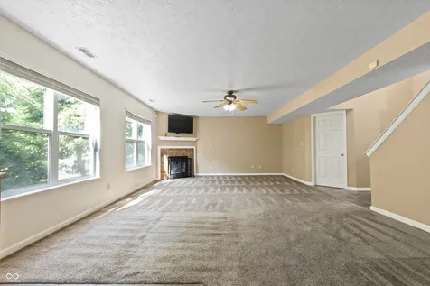 6941 Devinney Lane Indianapolis IN 46221