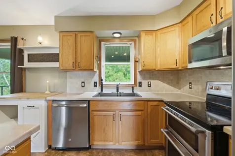 10777 S Waveland Road Waveland IN 47989