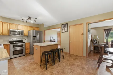 10777 S Waveland Road Waveland IN 47989
