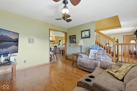 10777 S Waveland Road Waveland IN 47989